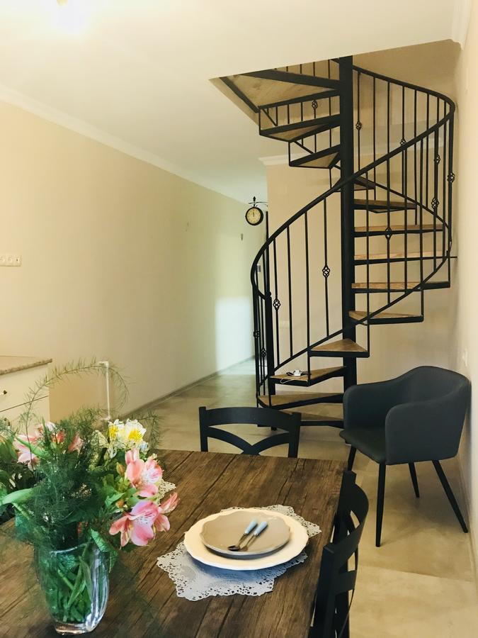科布列季A Cozy House For Guests公寓 外观 照片